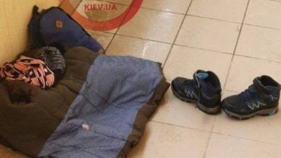 На Киевщине мальчик выпрыгнул с 15 этажа: его вещи нашли на балконе