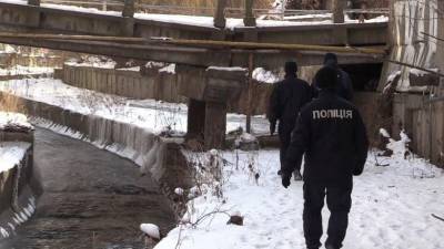В Киеве в реке нашли тело боевика