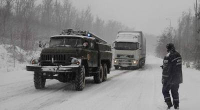Из-за непогоды в 8 городах Украины ограничено движение транспорта