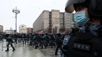 Возбуждены два уголовных дела о нападении на правоохранителей на акции в Москве