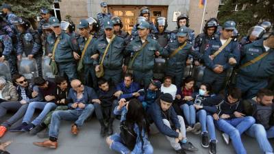В Ереване задержаны 26 участников акции протеста