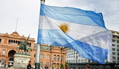 Аргентина закупит у России 22 миллиона доз вакцины "Спутник V"
