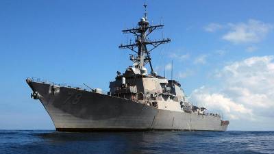 Эсминец ВМС США зашел в акваторию Черного моря