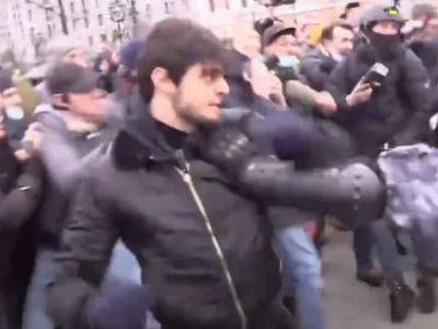 Арестован уроженец Чечни, подравшийся с омоновцами на митинге 23 января