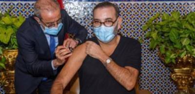 Король Мухаммад VI одним из первых в Марокко сделал прививку от коронавируса