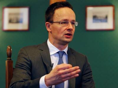 Венгрия назвала условие, при котором пустит Украину в НАТО