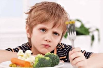 Почему детям нельзя быть вегетарианцами? (5 фото)