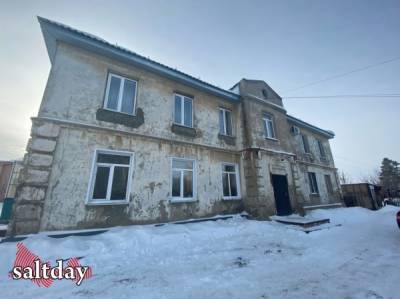 Растущие трещины в 150-летнем доме в Соль-Илецке могут привести к жертвам