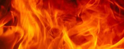 При пожаре в студенческом общежитии на севере Сахалина эвакуировали более ста человек
