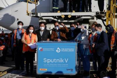Первую партию российской вакцины «Спутник V» доставили в Боливию