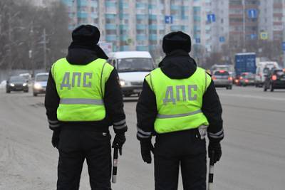 Российских водителей захотели освободить от штрафов в непогоду