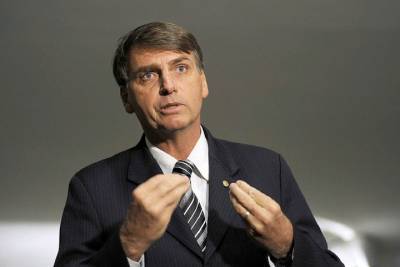Президент Бразилии заверил, что коронавирус никуда не денется
