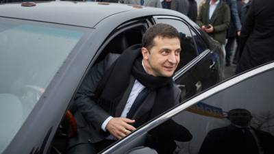 Созываемый Зеленским саммит по Крыму назвали политическим миражом