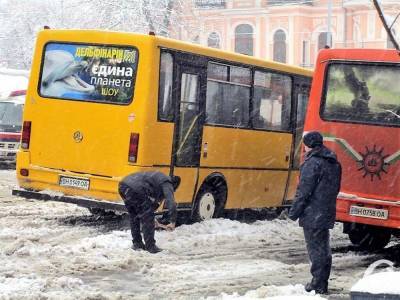 Пробки в Одессе: киевская трасса закрыта, на улицах "тянучки" (карта)
