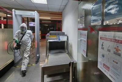 Португалия закрыла границы и продлила режим ЧП из-за коронавируса