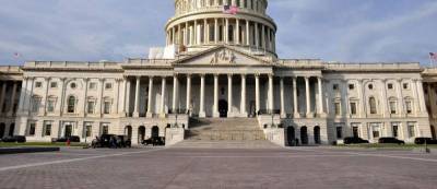 Полиция Капитолия призвала установить забор у здания Конгресса США