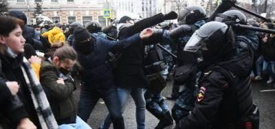 Новые протесты будут малочисленней, но «навальнее»