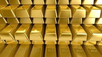 Российские банки распродают золото из-за недостатка денег