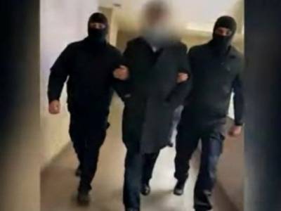 Бриллианты из Эмиратов: СНБ Армении задержала высокопоставленного чиновника