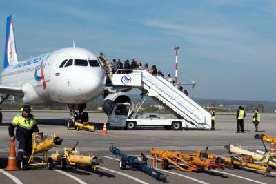 Аэропорты Махачкалы и Минвод возобновляют международные перелеты
