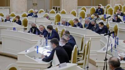 Законодательное собрание Петербурга рассмотрит законопроект о помощи самозанятым