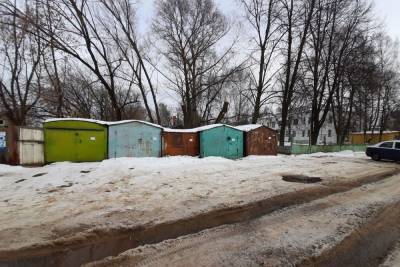 Обиходь или снеси: городские власти Костромы взялись за железные гаражи