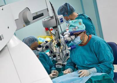 Более 22,5 тыс операций провели в офтальмологическом центре Боткинской больницы за год