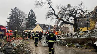 Четыре человека пострадали при взрыве в жилом доме в Австрии