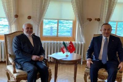 Зариф анонсировал саммит лидеров Ирана, Турции и Азербайджана в Тегеране