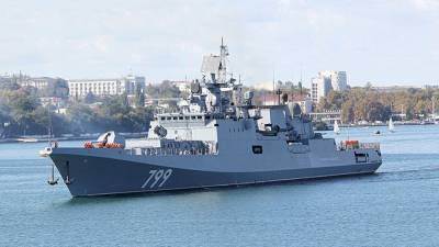 Фрегат ВМФ РФ провел учения в Черном море после захода эсминцев ВМС США