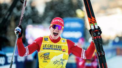 Большунов выиграл индивидуальную лыжную гонку на этапе КМ в Фалуне