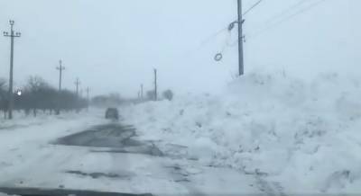 "Снег выше чем авто": в сети показали, что натворила опасная стихия на Одесчине, видео