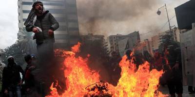 Беспорядки в Ливане: мэрия Триполи в огне (видео)