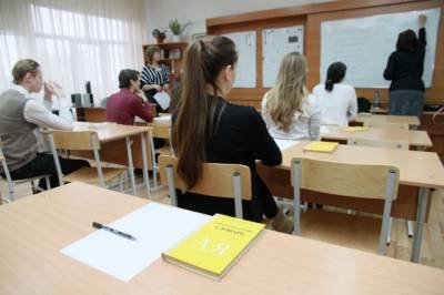 В Минпросвещения опровергли полный переход школ на шестидневное обучение