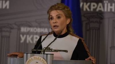 «20 лет на рынке переобуваний»: Зеленский отреагировал на инициативу Тимошенко