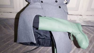 Сапоги на резиновой подошве — самые модные в 2021 году. В коллекциях каких брендов их искать - skuke.net - Sander