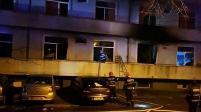 Названа причина пожара в больнице Бухареста