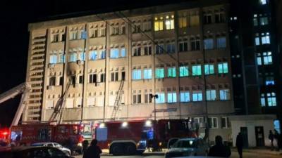 В Румынии загорелась больница, где лечились пациенты с COVID-19: есть погибшие