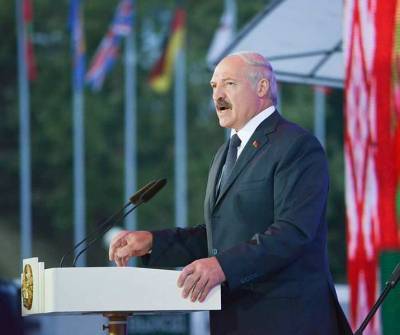 Лукашенко: "Независимая и самостоятельная Россия сильным мира сегодня не нужна"