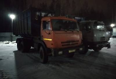 Эконадзор изъял грузовики нарушителей, пытавшихся создать незаконную свалку в Мяглово