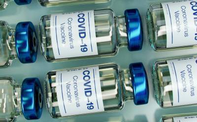 Вакцины против COVID-19: какие сейчас есть доступные варианты и что о них известно