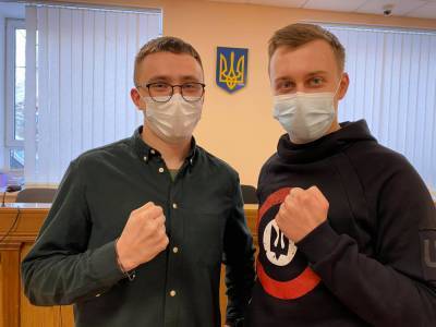 В Одессе суд отпустил активиста Стерненко на поруки