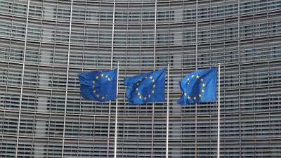 ЕС запретил экспорт вакцин от COVID-19 без разрешения членов альянса