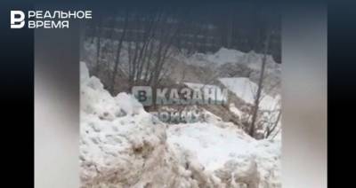 Соцсети: жители Дербышек обнаружили несанкционированную свалку снега