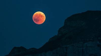 Ученые доказали взаимосвязь между фазами Луны и менструальными циклами