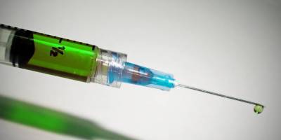 Вакцина Johnson & Johnson: эффективность ниже, зато хранить проще