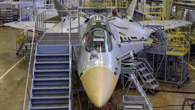ОАК увеличит темпы выпуска серийных истребителей Су-57