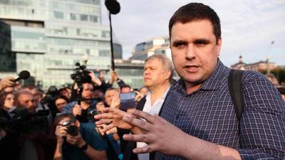 Суд в Москве арестовал муниципального депутата Янкаускаса на 10 суток