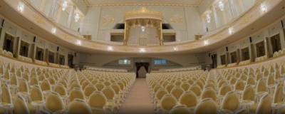 В Петербурге кинотеатры и концертные залы разрешено заполнять до 50%