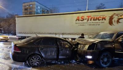 Четыре автомобиля столкнулись на юго-востоке Москвы